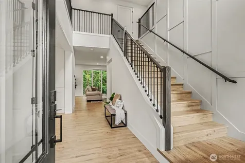 1906 223rd Avenue SE Sammamish WA 98075