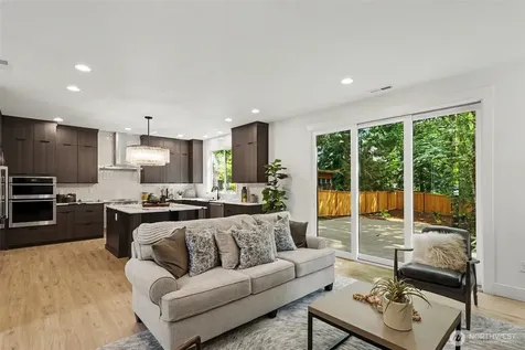 1906 223rd Avenue SE Sammamish WA 98075