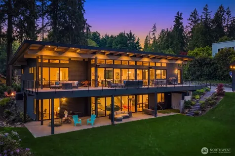 3216 168th Place SE Bellevue WA 98008