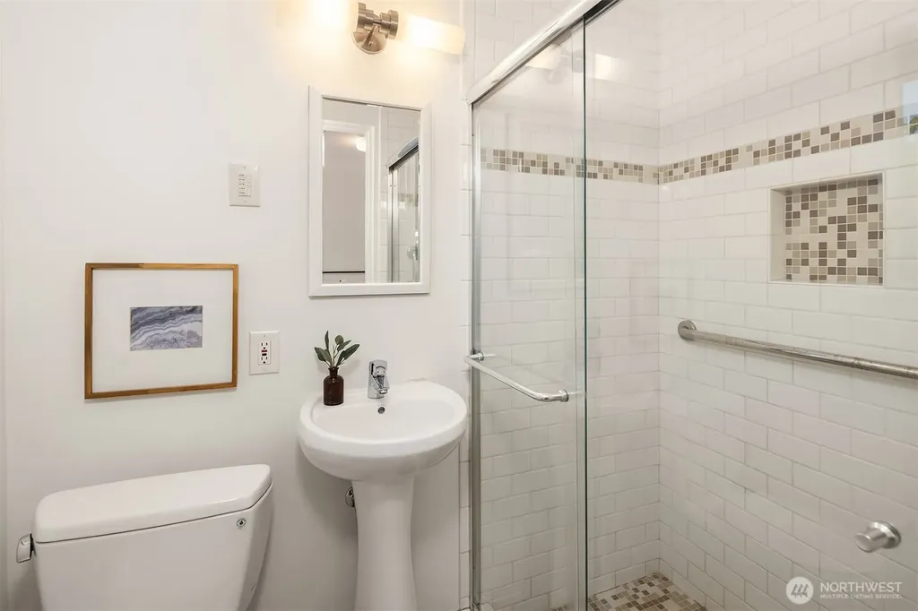 3704 48th Avenue NE Seattle WA 98105
