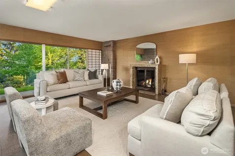 3704 48th Avenue NE Seattle WA 98105