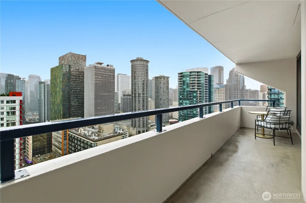 2100 3rd Avenue Seattle WA 98121