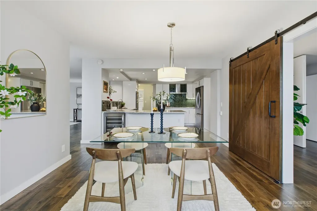 2100 3rd Avenue Seattle WA 98121