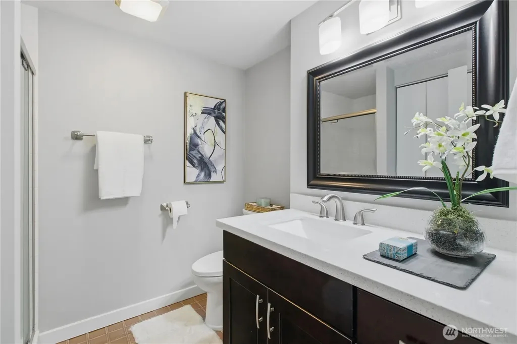 2100 3rd Avenue Seattle WA 98121