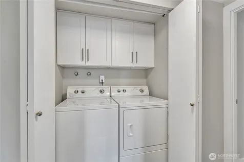 2100 3rd Avenue Seattle WA 98121
