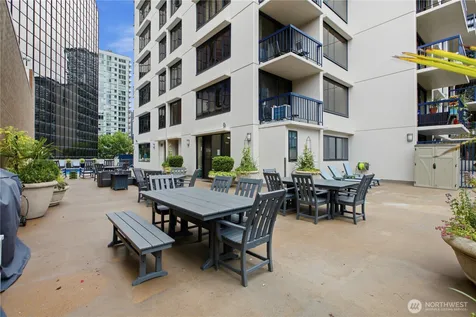 2100 3rd Avenue Seattle WA 98121