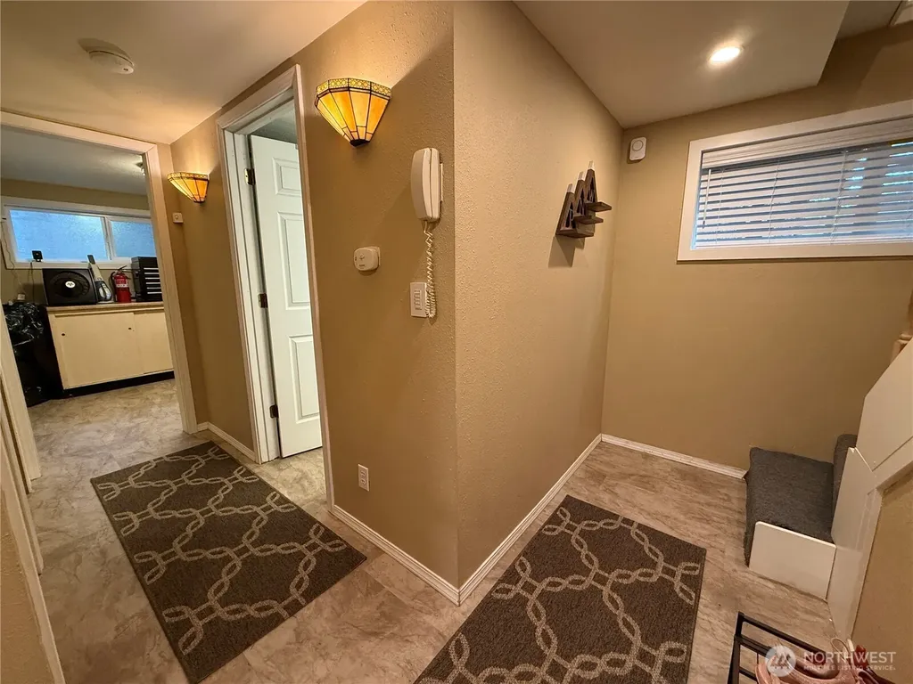 811 N Potlatch Drive Hoodsport WA 98548