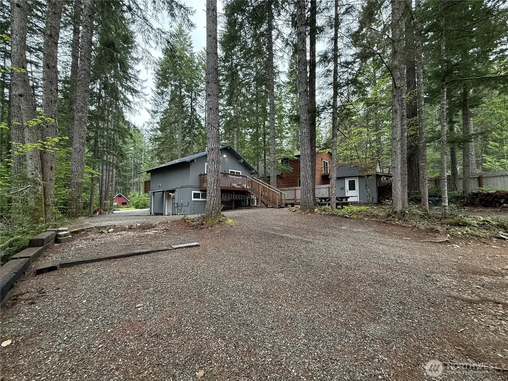811 N Potlatch Drive Hoodsport WA 98548