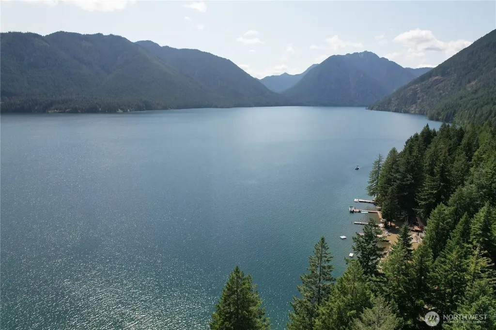 811 N Potlatch Drive Hoodsport WA 98548
