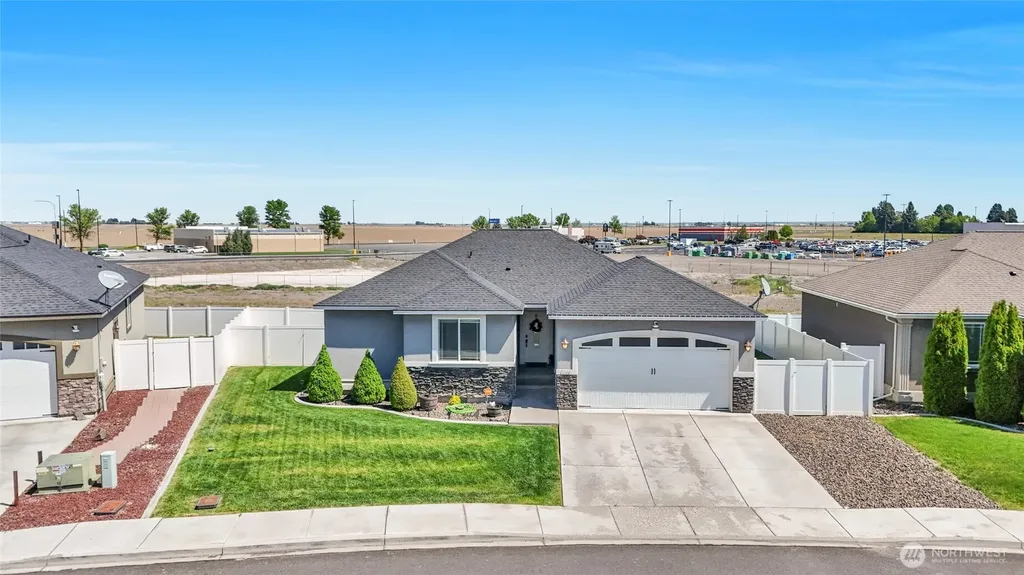1645 E Madera Street Othello WA 99344