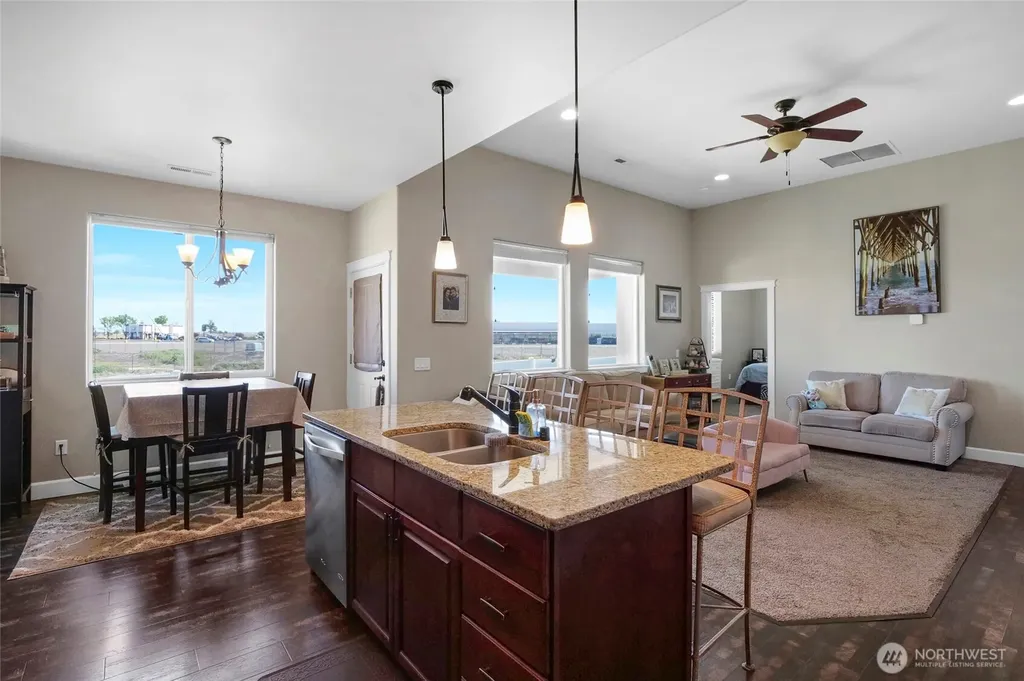 1645 E Madera Street Othello WA 99344