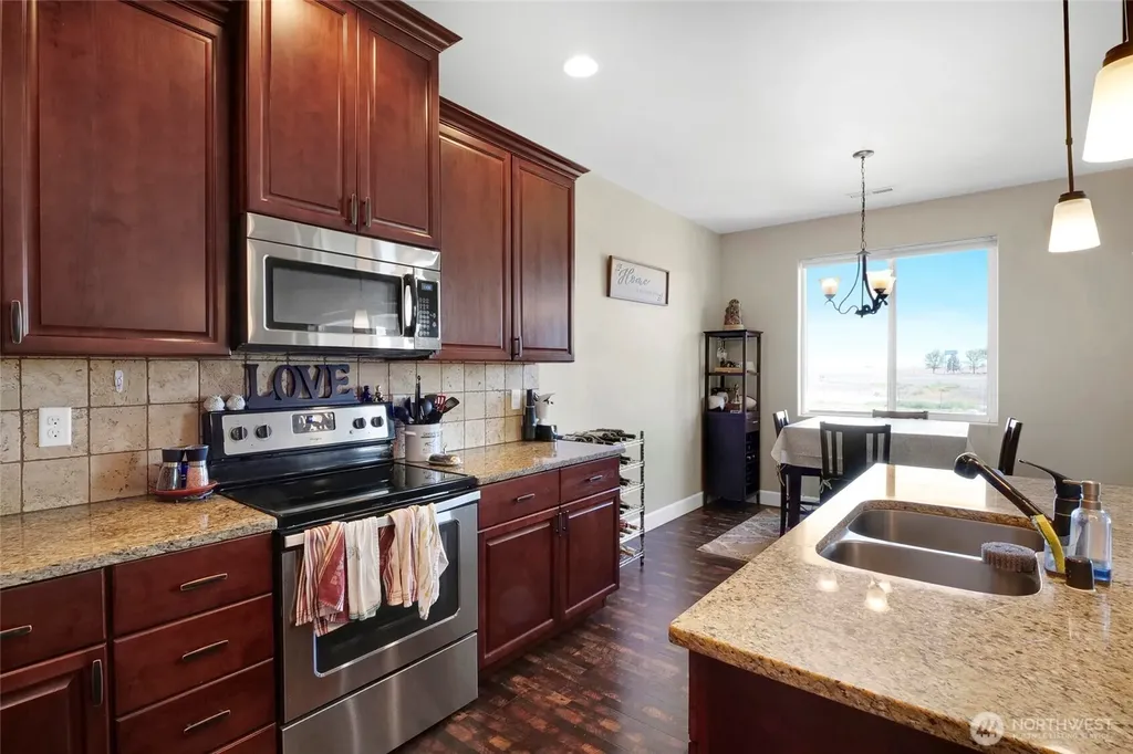 1645 E Madera Street Othello WA 99344