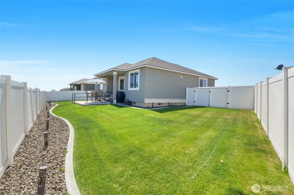 1645 E Madera Street Othello WA 99344