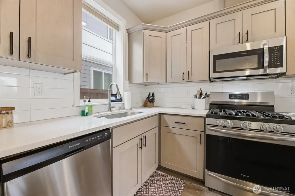 13255 178th Avenue Ct E Bonney Lake WA 98391
