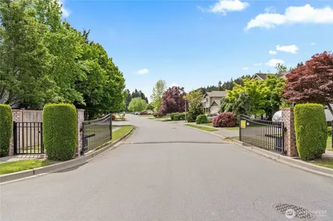 9014 190th Street E Puyallup WA 98375