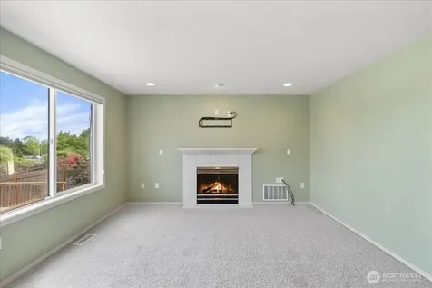 5131 Chinook Drive NE Tacoma WA 98422