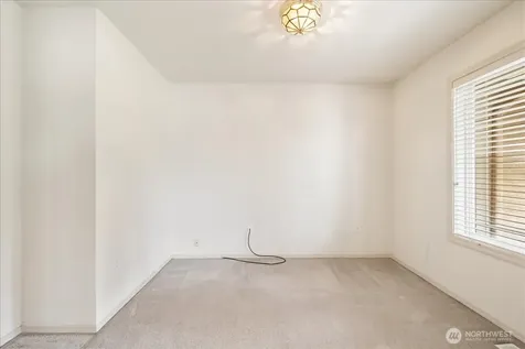 5131 Chinook Drive NE Tacoma WA 98422