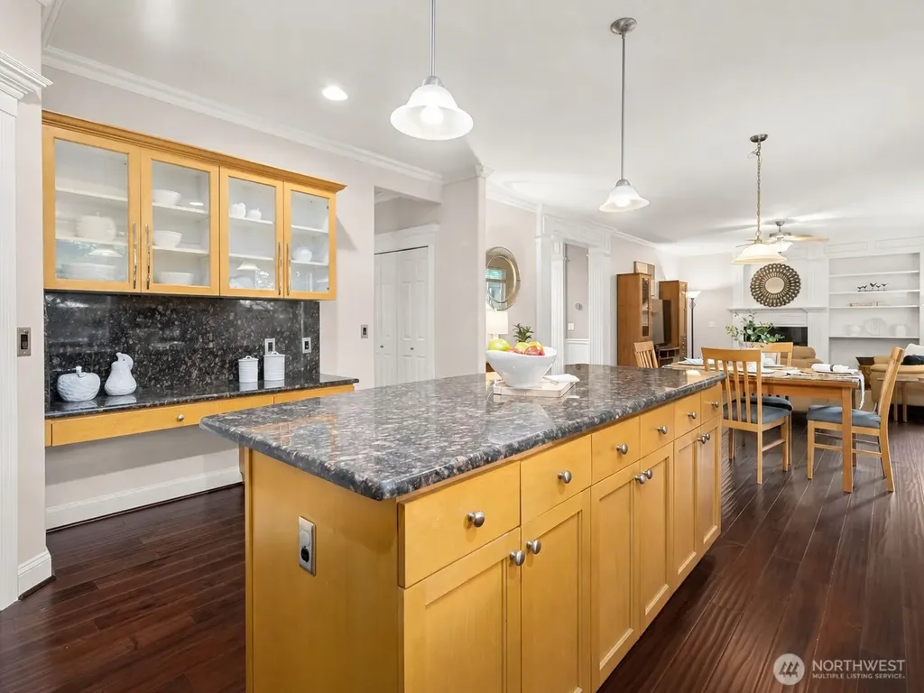 22428 SE 280th Place Maple Valley WA 98038