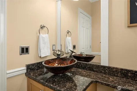 22428 SE 280th Place Maple Valley WA 98038