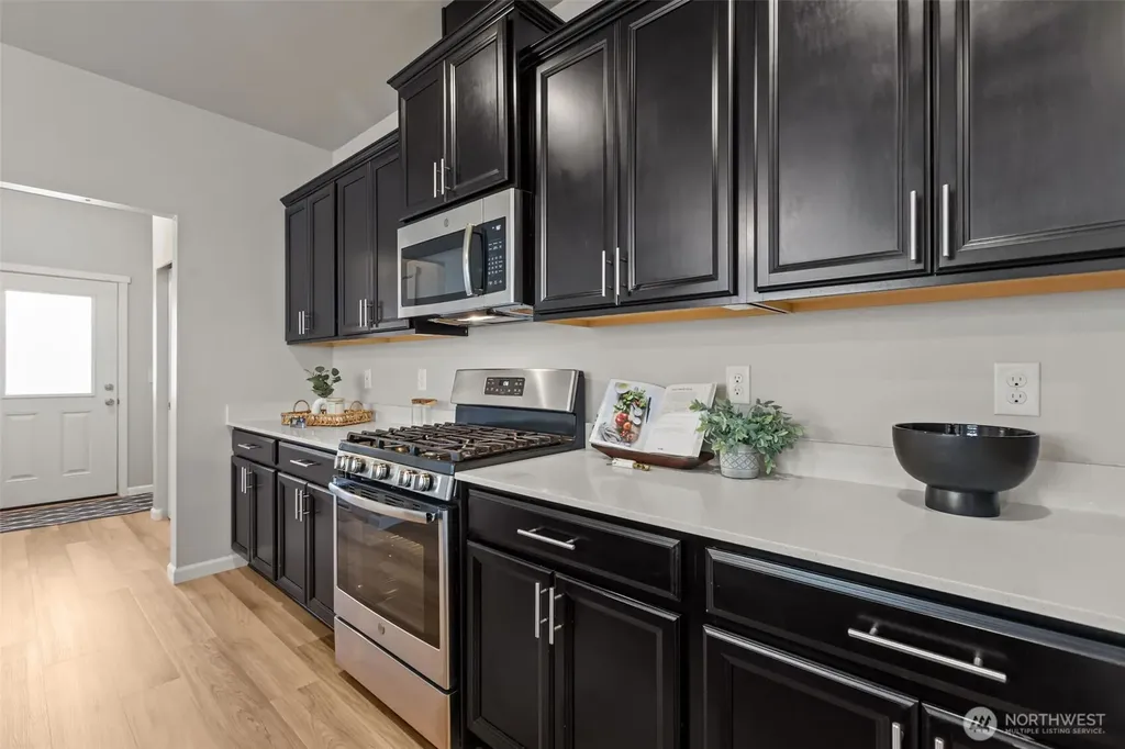 5621 87th Avenue NE Marysville WA 98270
