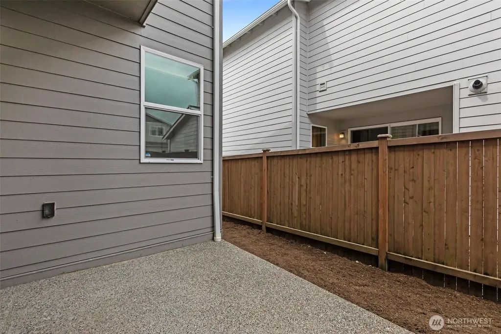5621 87th Avenue NE Marysville WA 98270