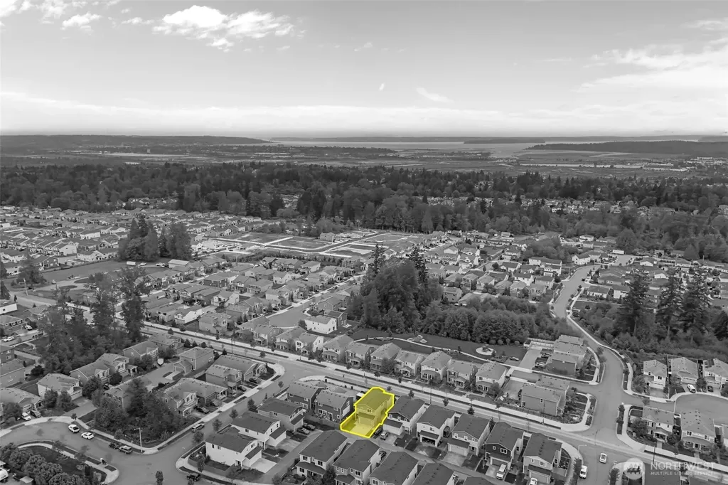 5621 87th Avenue NE Marysville WA 98270