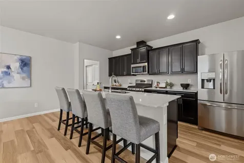 5621 87th Avenue NE Marysville WA 98270