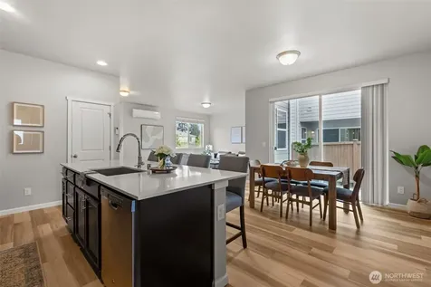 5621 87th Avenue NE Marysville WA 98270