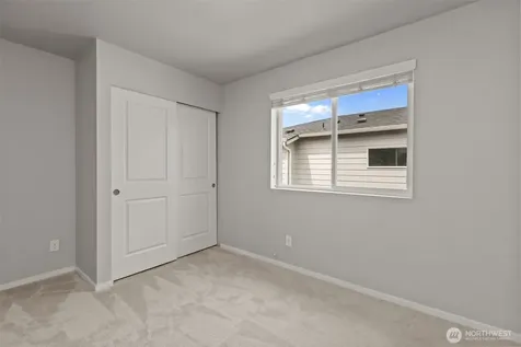5621 87th Avenue NE Marysville WA 98270