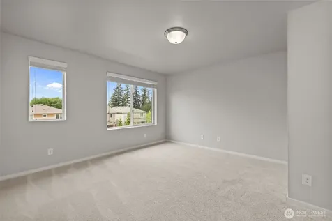 5621 87th Avenue NE Marysville WA 98270