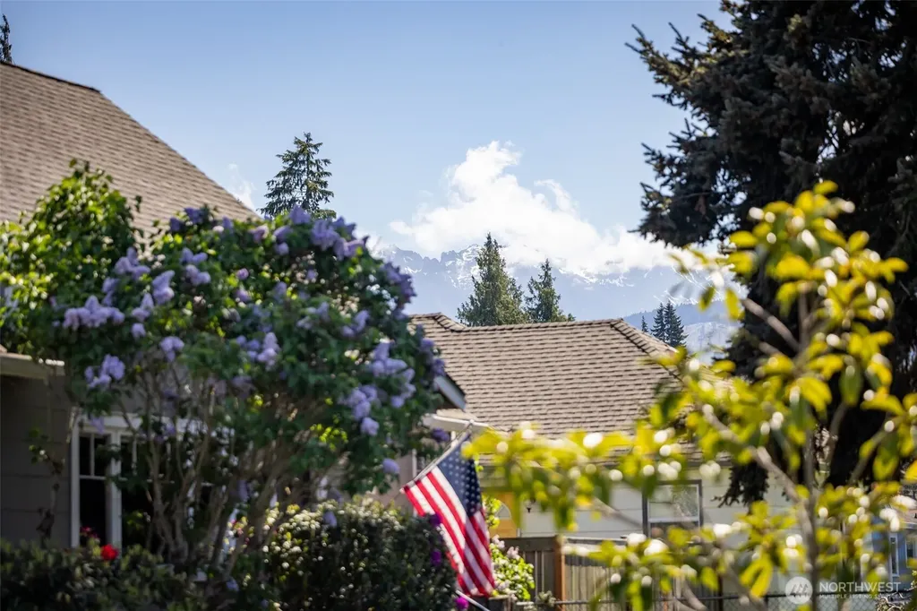 415 N Liberty Street Port Angeles WA 98362