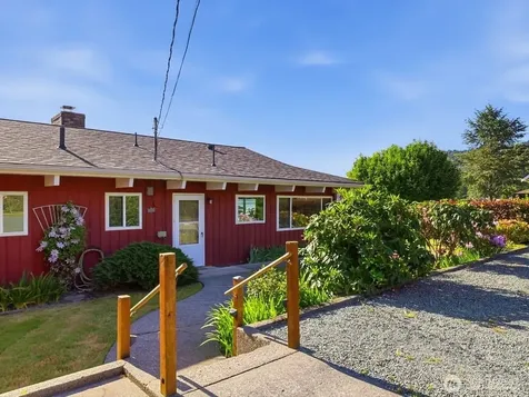 17381 W Big Lake Boulevard Mount Vernon WA 98274