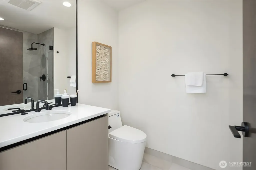 415 99th Avenue NE Bellevue WA 98004
