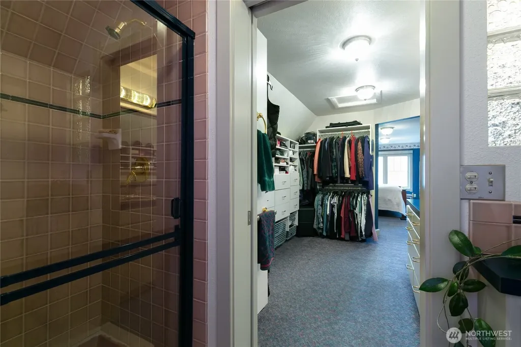 2907 W Yakima Avenue Yakima WA 98902