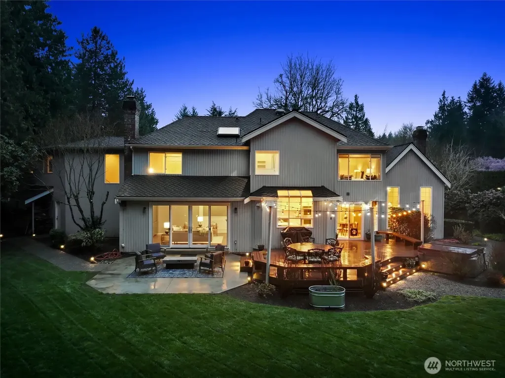 13543 160th Avenue NE Redmond WA 98052