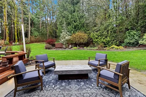 13543 160th Avenue NE Redmond WA 98052