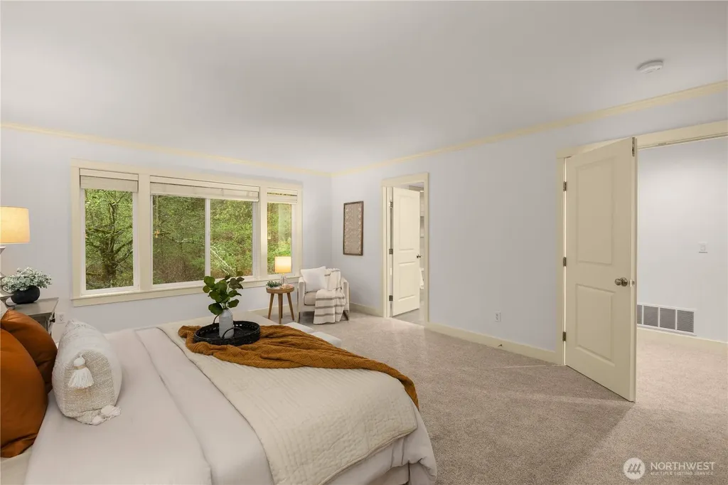 10608 106th Place NE Kirkland WA 98033
