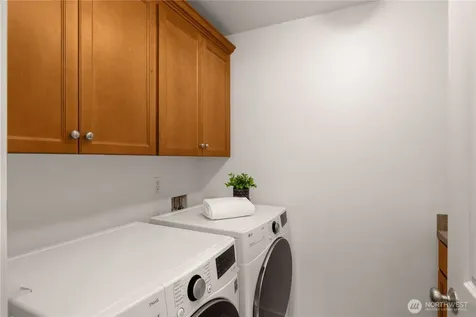 10608 106th Place NE Kirkland WA 98033