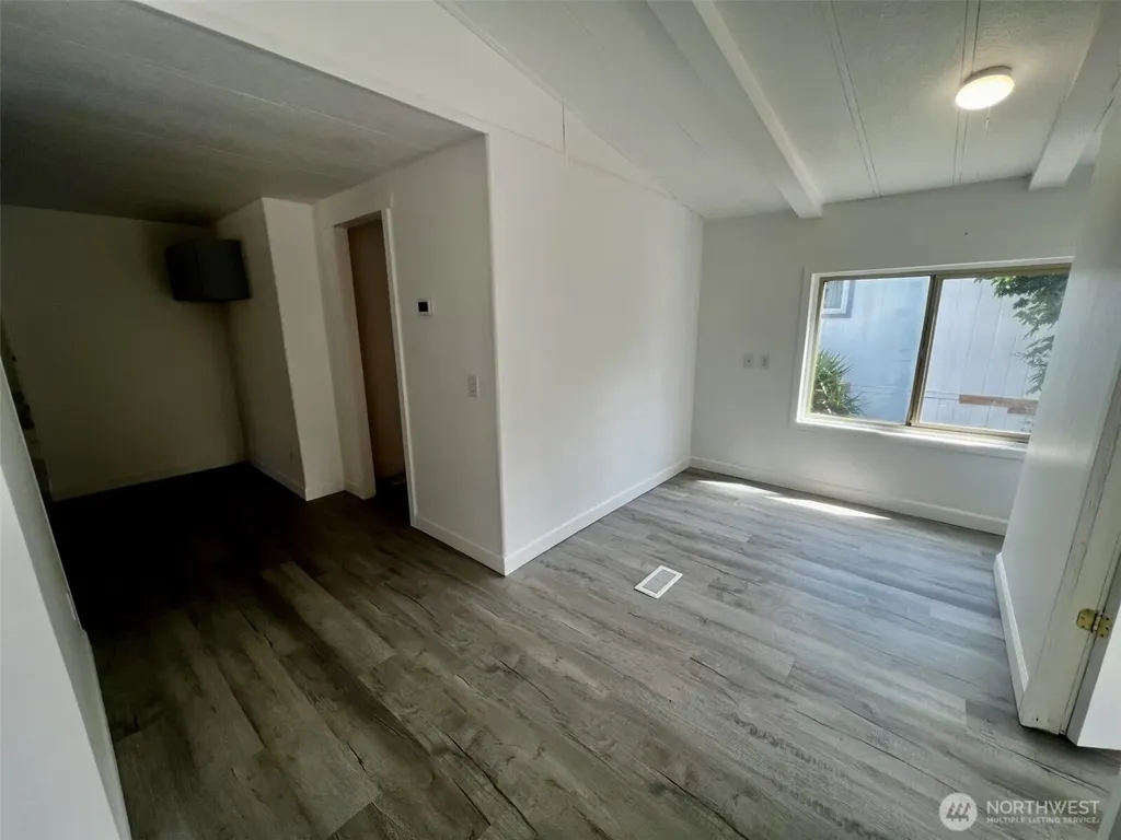 4248 A St SE Auburn WA 98002