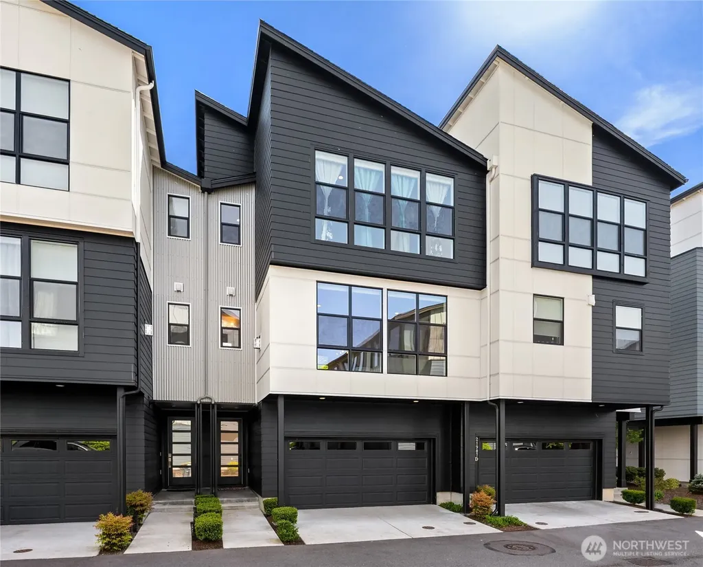 21907 25th St SE Bothell WA 98021