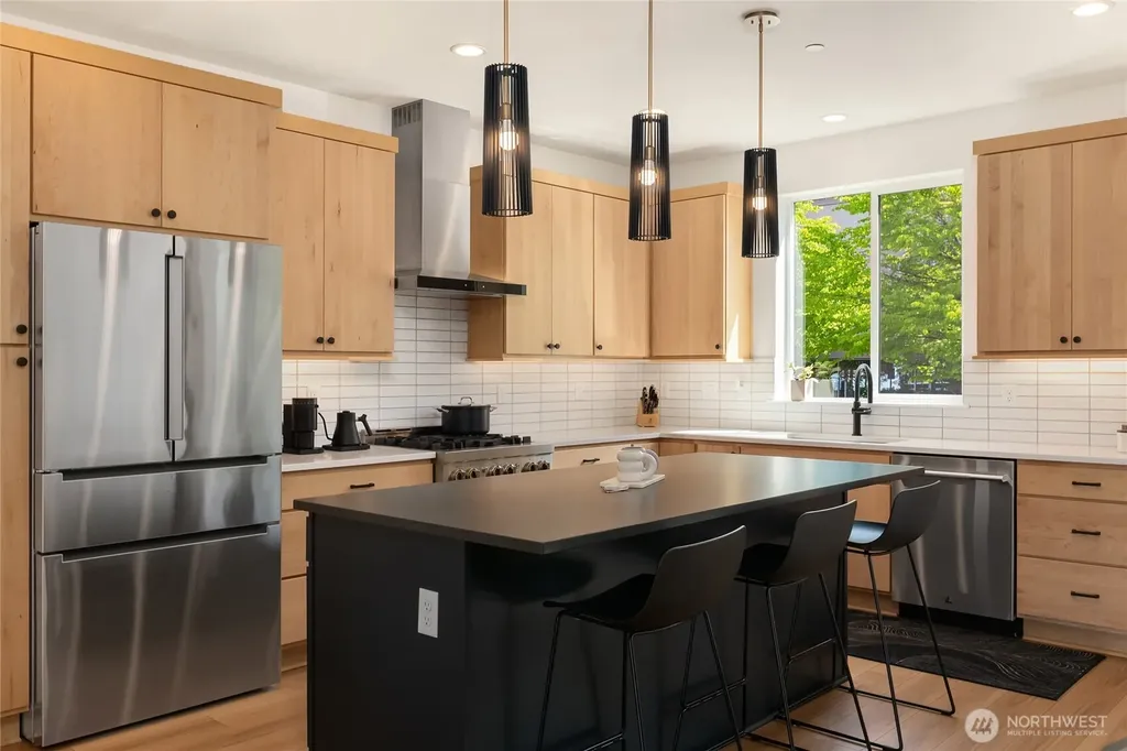 21907 25th St SE Bothell WA 98021