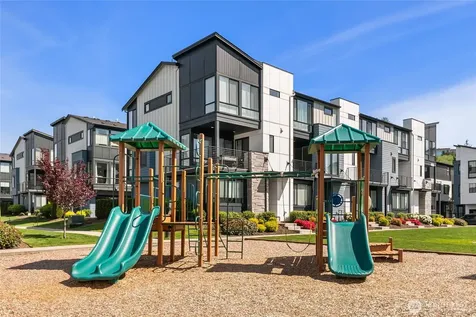21907 25th St SE Bothell WA 98021