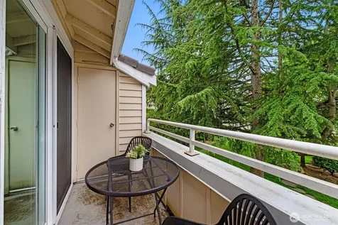 21303 52nd Avenue W Mountlake Terrace WA 98043