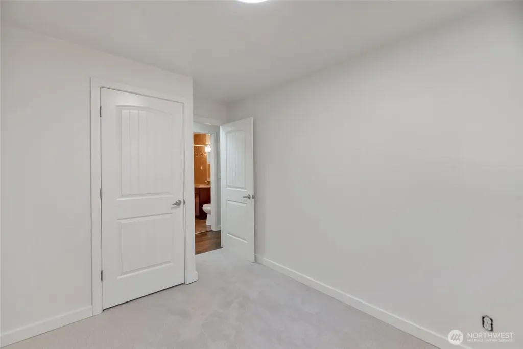 11229 29th Avenue SW Seattle WA 98146