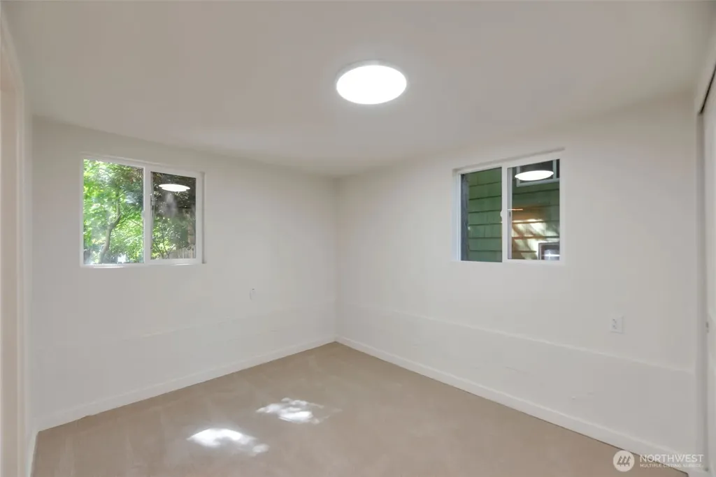 11229 29th Avenue SW Seattle WA 98146