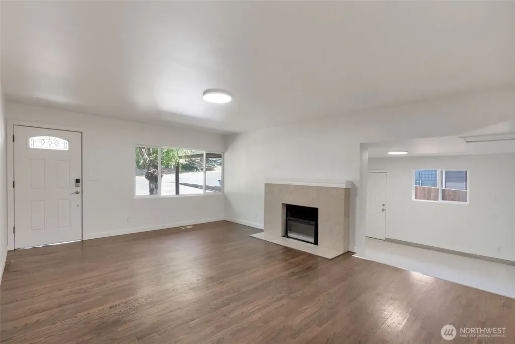 11229 29th Avenue SW Seattle WA 98146