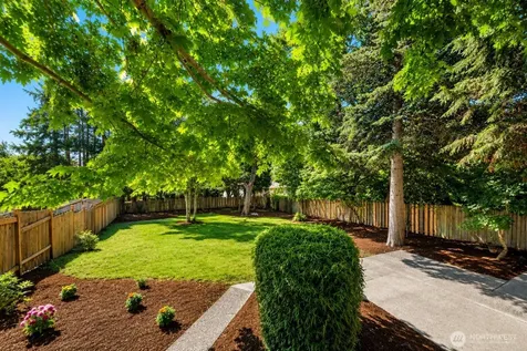 11229 29th Avenue SW Seattle WA 98146