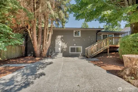 11229 29th Avenue SW Seattle WA 98146