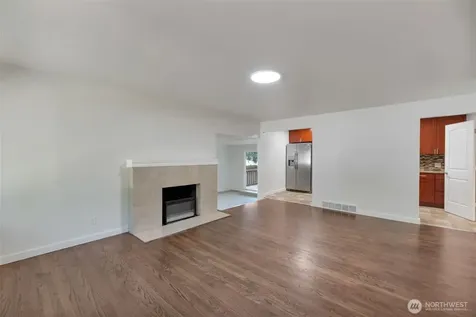 11229 29th Avenue SW Seattle WA 98146