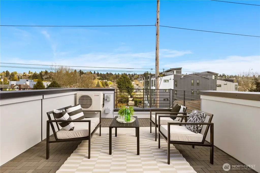 5515 9th Avenue NW Seattle WA 98107